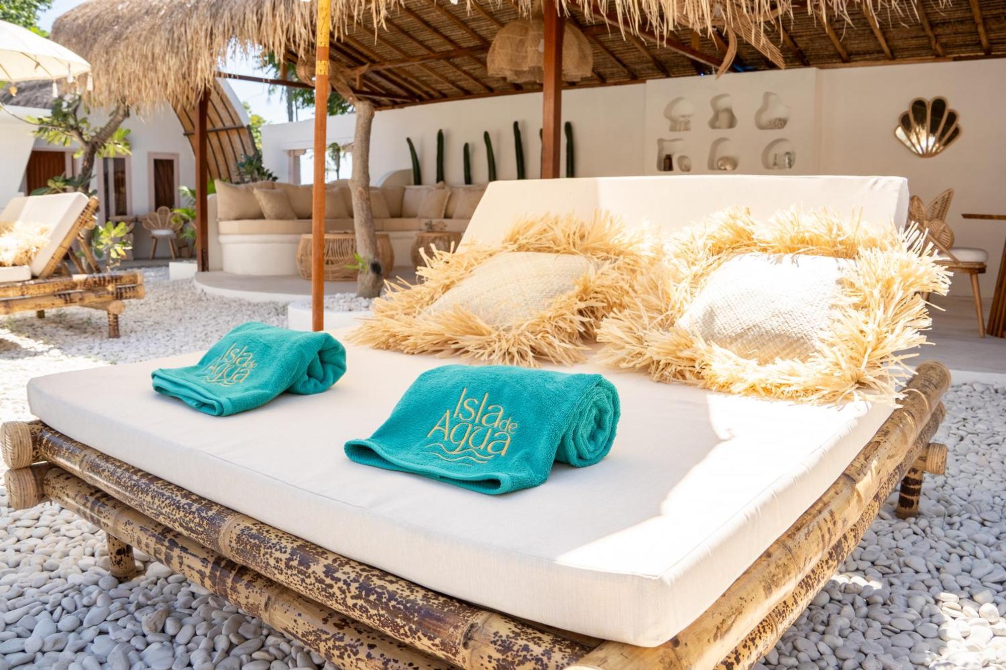 Hotel Isla De Agua à Gili Air Extérieur photo
